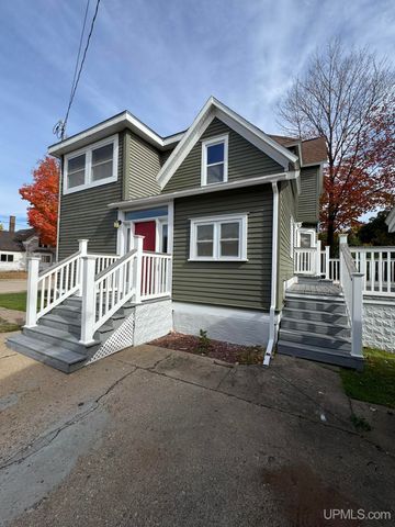 713 Iron Street, Norway, MI 49870