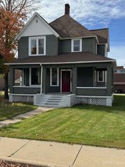 713 Iron Street, Norway, MI 49870