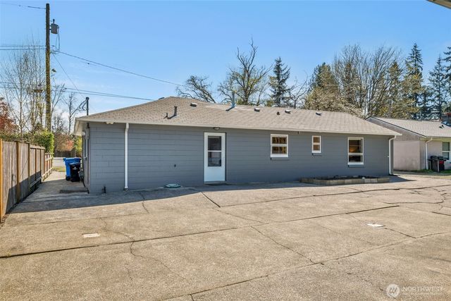 1314 N 188th Street, Shoreline, WA 98133