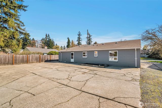 1314 N 188th Street, Shoreline, WA 98133