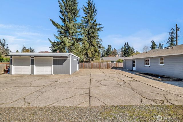 1314 N 188th Street, Shoreline, WA 98133