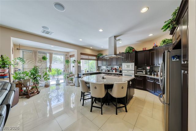 231 Angels Trace Court, Las Vegas, NV 89148