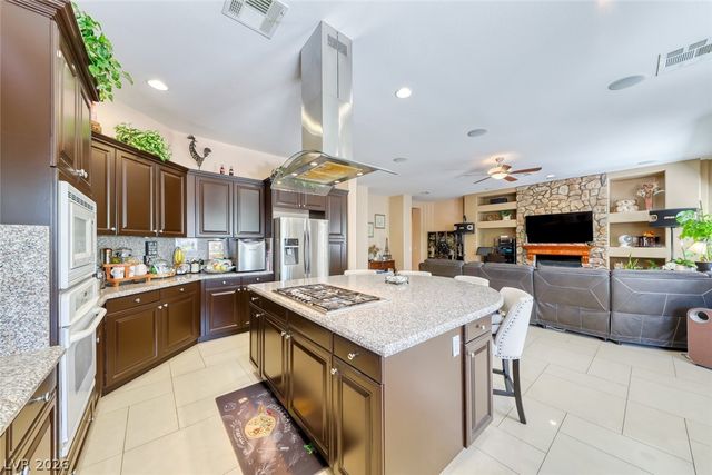 231 Angels Trace Court, Las Vegas, NV 89148