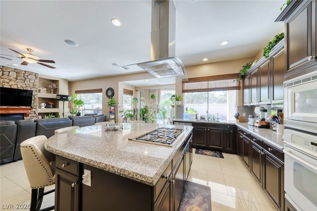 231 Angels Trace Court, Las Vegas, NV 89148