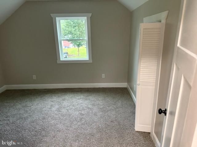 83 JACKSON ST, Paw Paw, WV 25434
