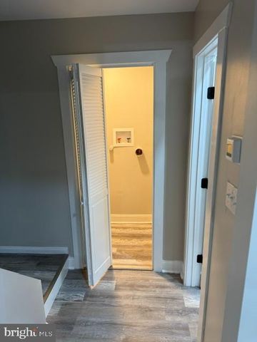 83 JACKSON ST, Paw Paw, WV 25434