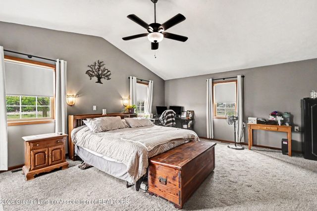 2609 Battle Creek Road, Charlotte, MI 48813