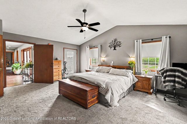 2609 Battle Creek Road, Charlotte, MI 48813