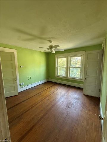 1300 Sloan Street, Greensboro, NC 27401