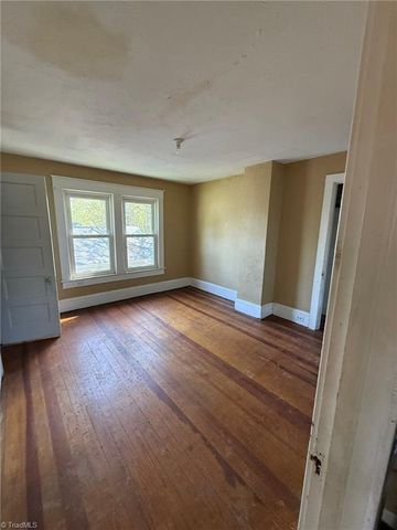 1300 Sloan Street, Greensboro, NC 27401