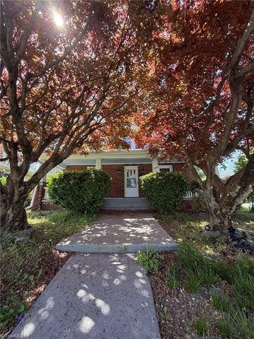 1300 Sloan Street, Greensboro, NC 27401