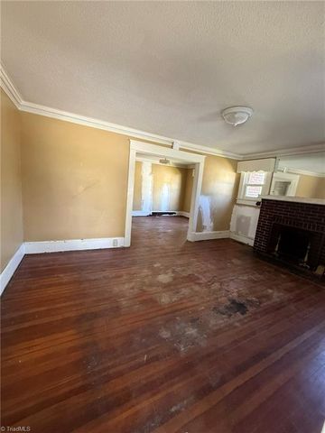 1300 Sloan Street, Greensboro, NC 27401