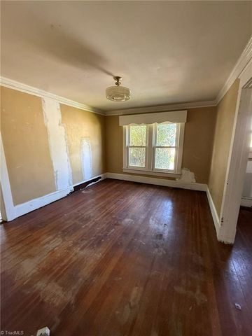 1300 Sloan Street, Greensboro, NC 27401