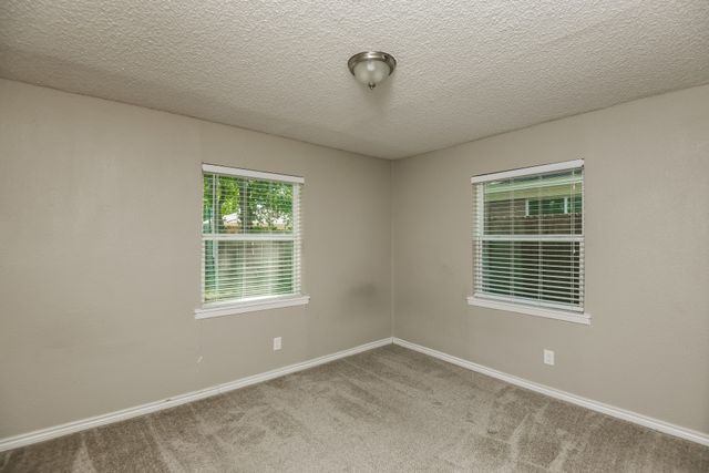 405 S Judd Street, White Settlement, TX 76108