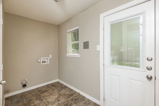 405 S Judd Street, White Settlement, TX 76108