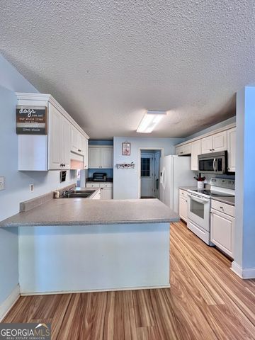 109 Quinelle Drive, Perry, GA 31069