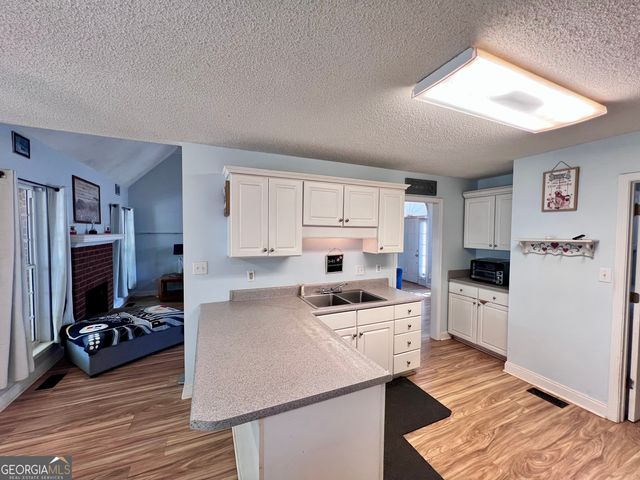 109 Quinelle Drive, Perry, GA 31069