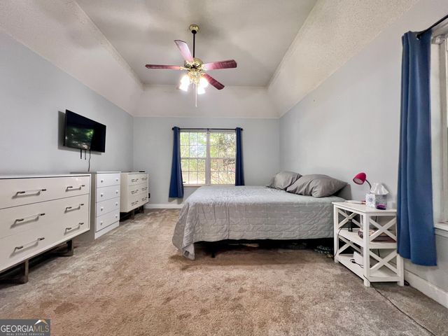 109 Quinelle Drive, Perry, GA 31069