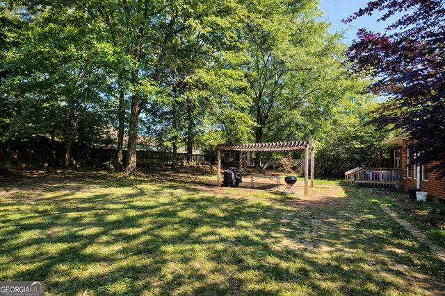 109 Quinelle Drive, Perry, GA 31069