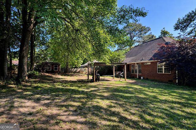 109 Quinelle Drive, Perry, GA 31069