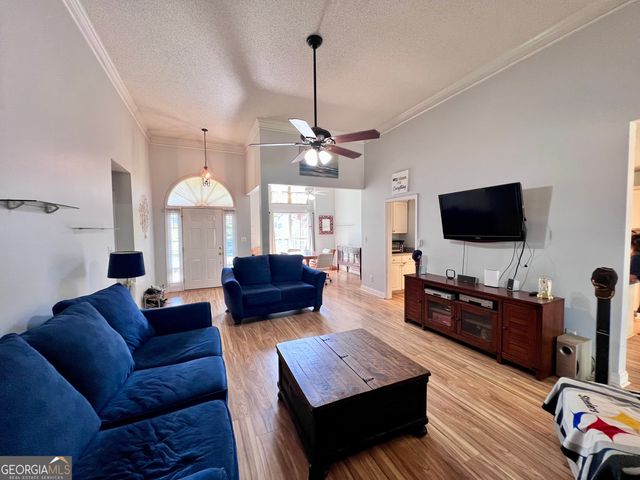 109 Quinelle Drive, Perry, GA 31069