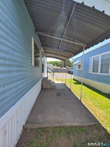3 Sunny Acres, Wallingford, CT 06492