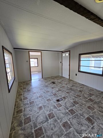 3 Sunny Acres, Wallingford, CT 06492