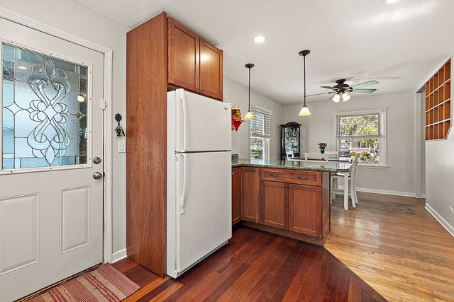 6613 Glenview Drive, Tinley Park, IL 60477