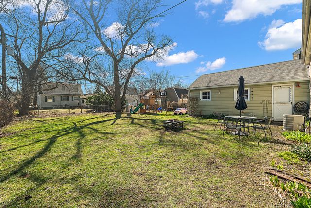 6613 Glenview Drive, Tinley Park, IL 60477