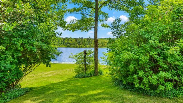 1600 Mull Road, Manchester Twp, MI 49287