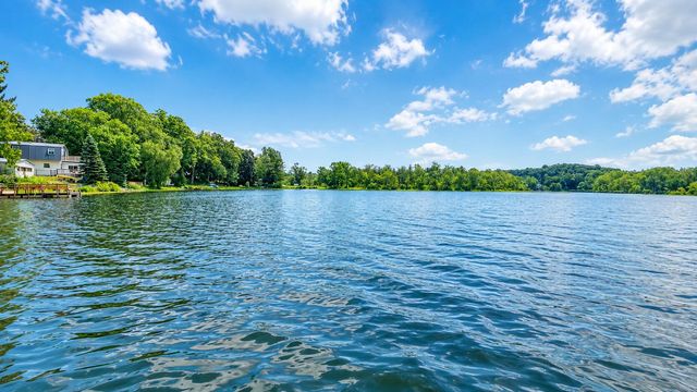1600 Mull Road, Manchester Twp, MI 49287