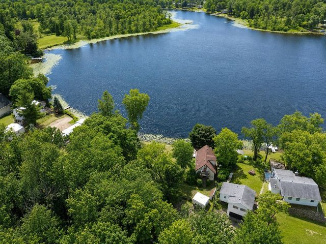 1600 Mull Road, Manchester Twp, MI 49287