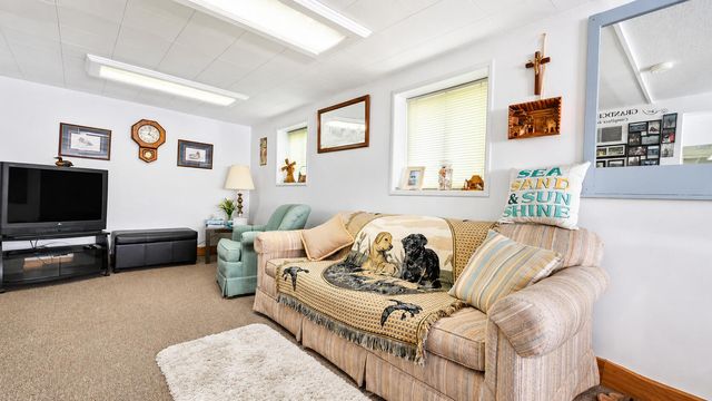1600 Mull Road, Manchester Twp, MI 49287