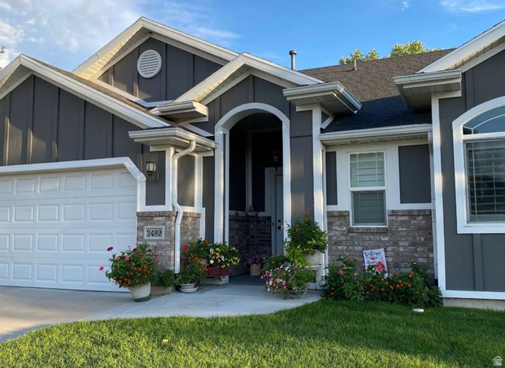 3489 PRINCEVILLE DR, Syracuse, UT 84075