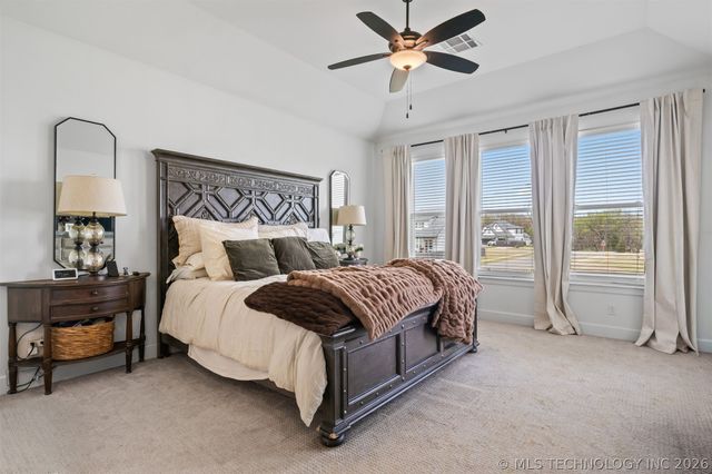 501 E 127th Place S, Jenks, OK 74037