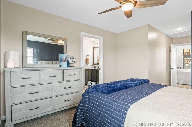 501 E 127th Place S, Jenks, OK 74037