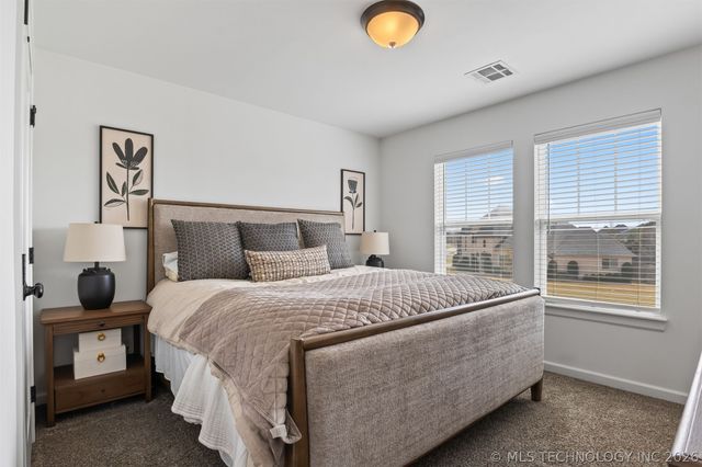 501 E 127th Place S, Jenks, OK 74037