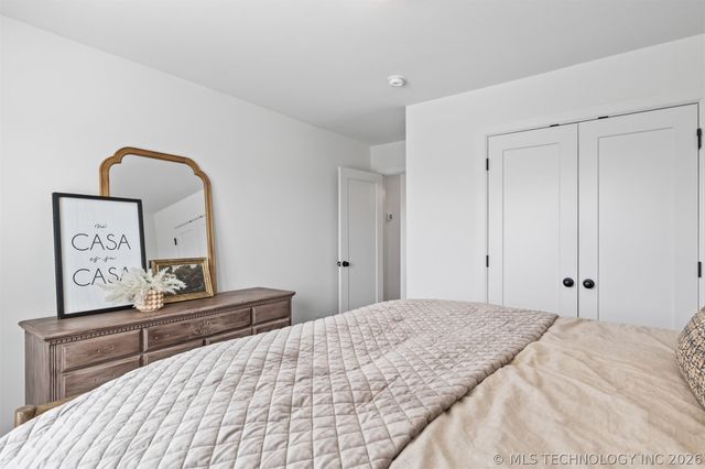 501 E 127th Place S, Jenks, OK 74037