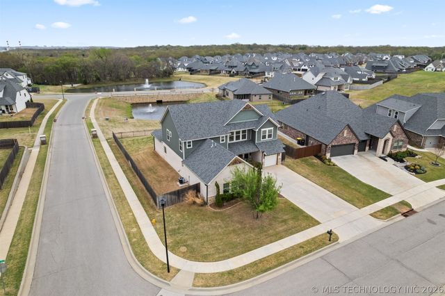 501 E 127th Place S, Jenks, OK 74037