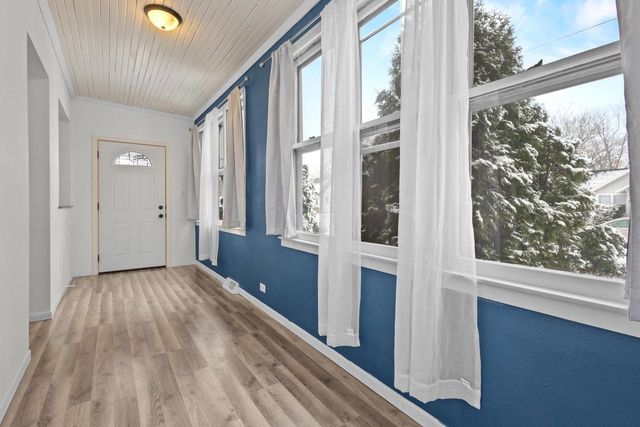 2206 ASHLAND STREET, Oshkosh, WI 54901