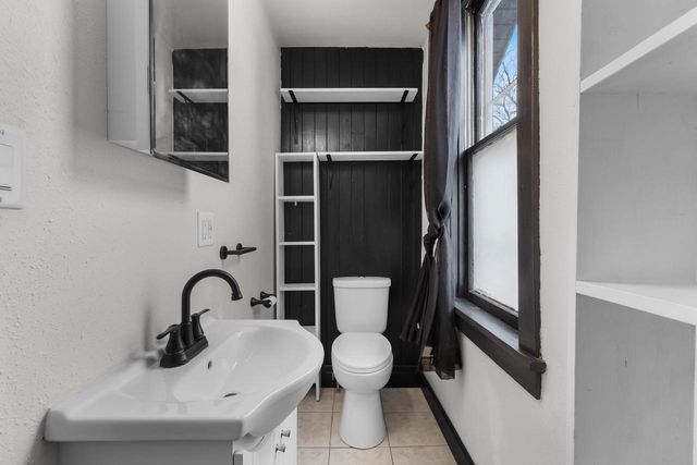 2206 ASHLAND STREET, Oshkosh, WI 54901