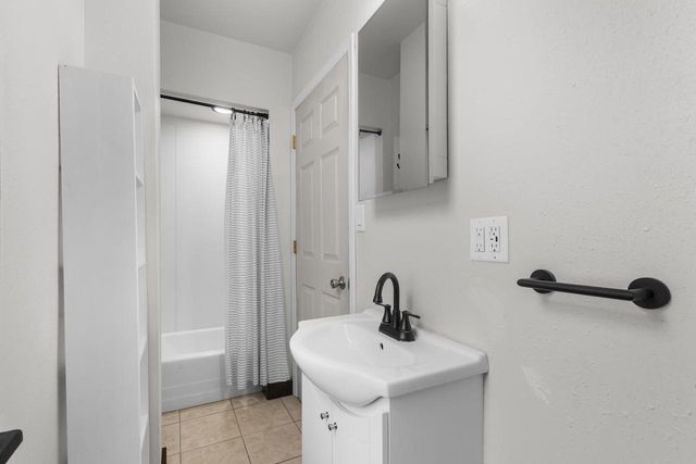 2206 ASHLAND STREET, Oshkosh, WI 54901