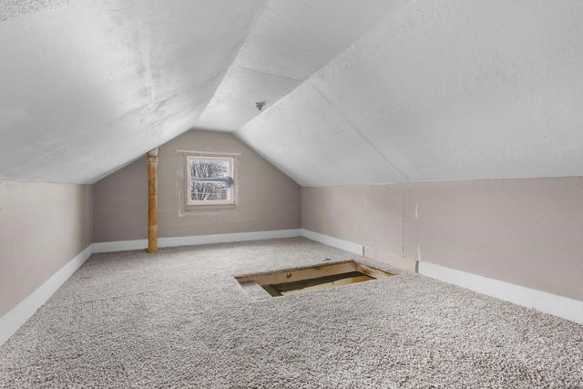 2206 ASHLAND STREET, Oshkosh, WI 54901