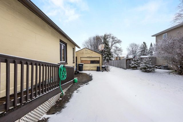 2206 ASHLAND STREET, Oshkosh, WI 54901