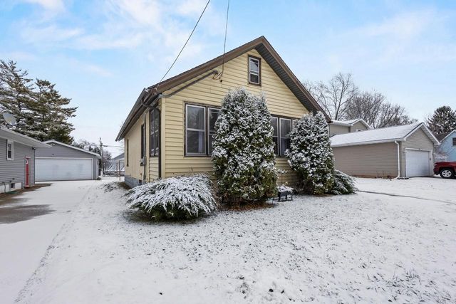 2206 ASHLAND STREET, Oshkosh, WI 54901