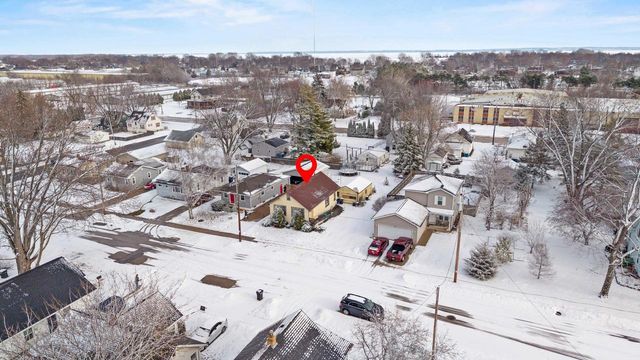 2206 ASHLAND STREET, Oshkosh, WI 54901