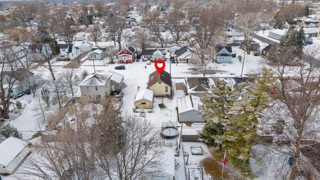 2206 ASHLAND STREET, Oshkosh, WI 54901