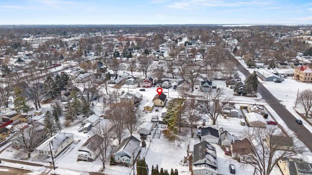 2206 ASHLAND STREET, Oshkosh, WI 54901