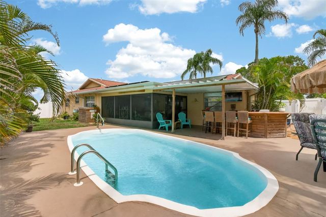 2221 COLONIAL DRIVE, Dunedin, FL 34698