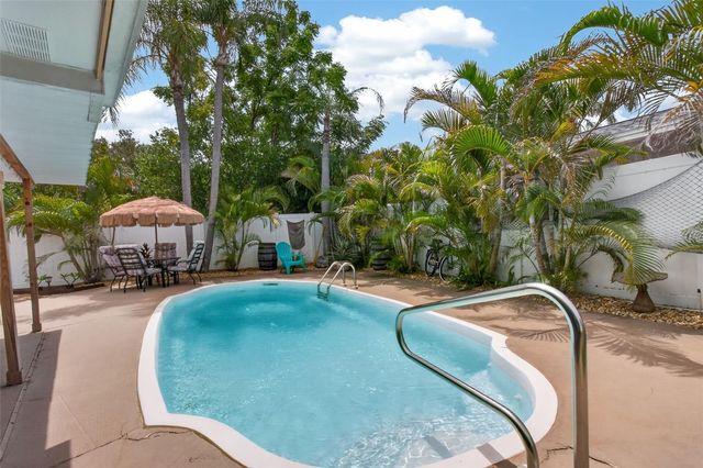 2221 COLONIAL DRIVE, Dunedin, FL 34698
